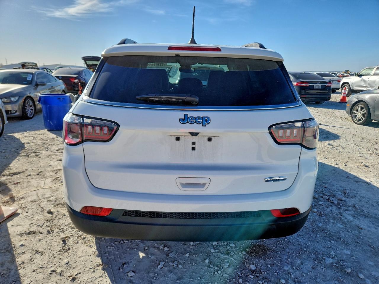 2022 JEEP COMPASS LATITUDE photo 6
