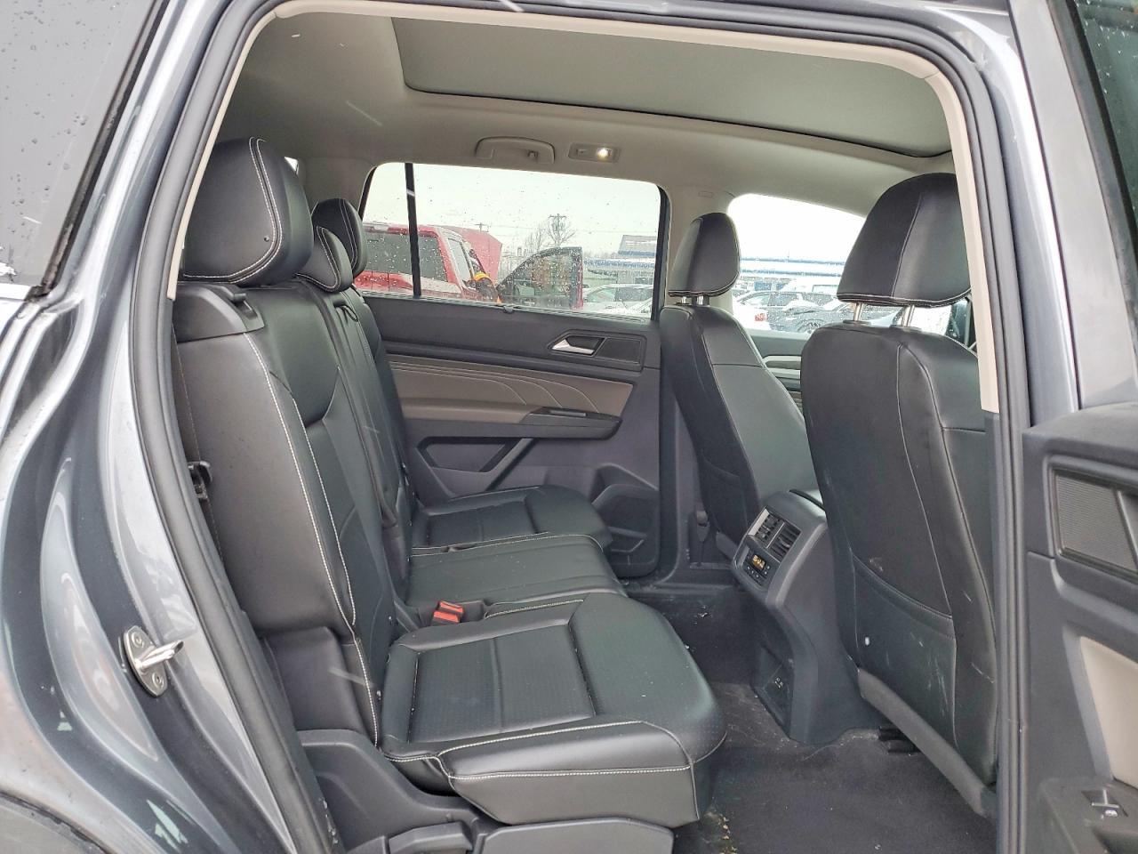 2023 VOLKSWAGEN ATLAS SE photo 11