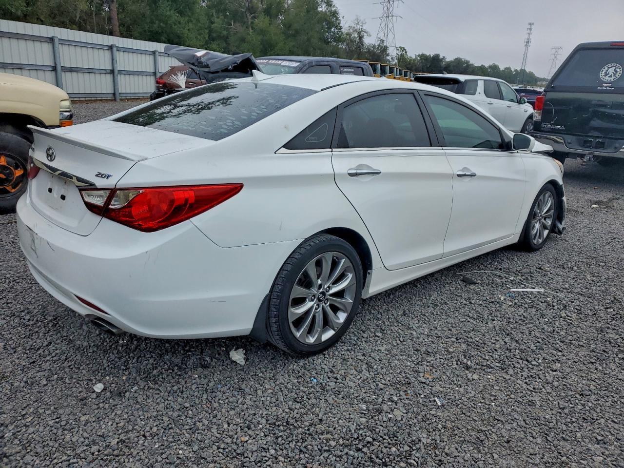 2012 HYUNDAI SONATA SE photo 3