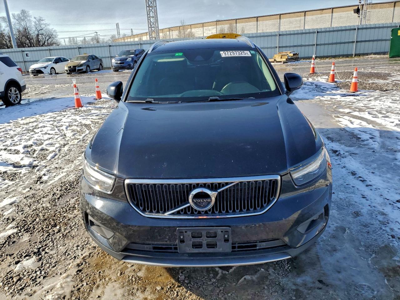 2019 VOLVO XC40 T5 MOMENTUM photo 5