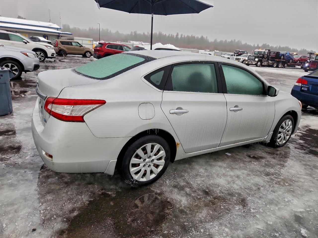 2014 NISSAN SENTRA S photo 5
