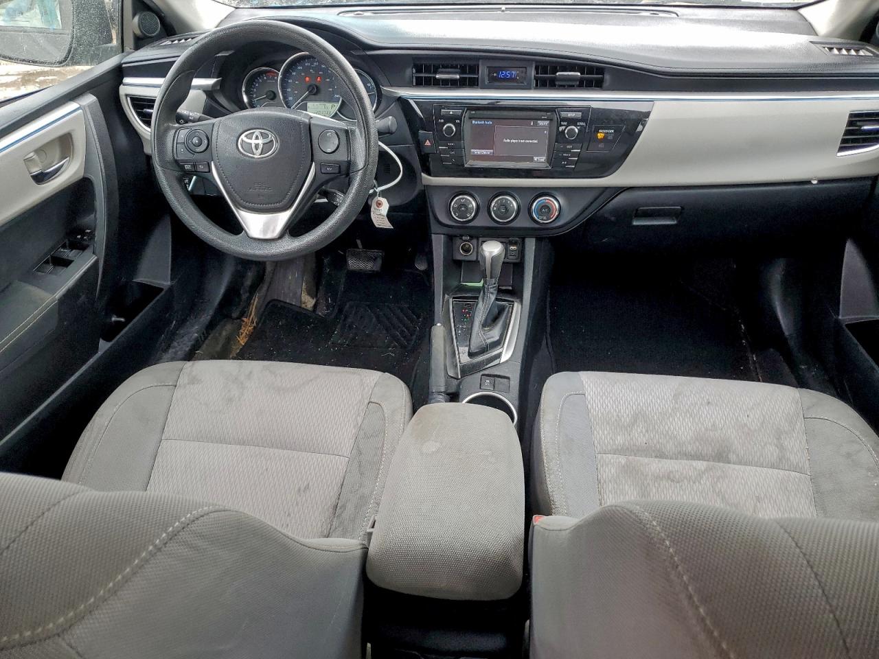 2014 TOYOTA COROLLA L photo 8