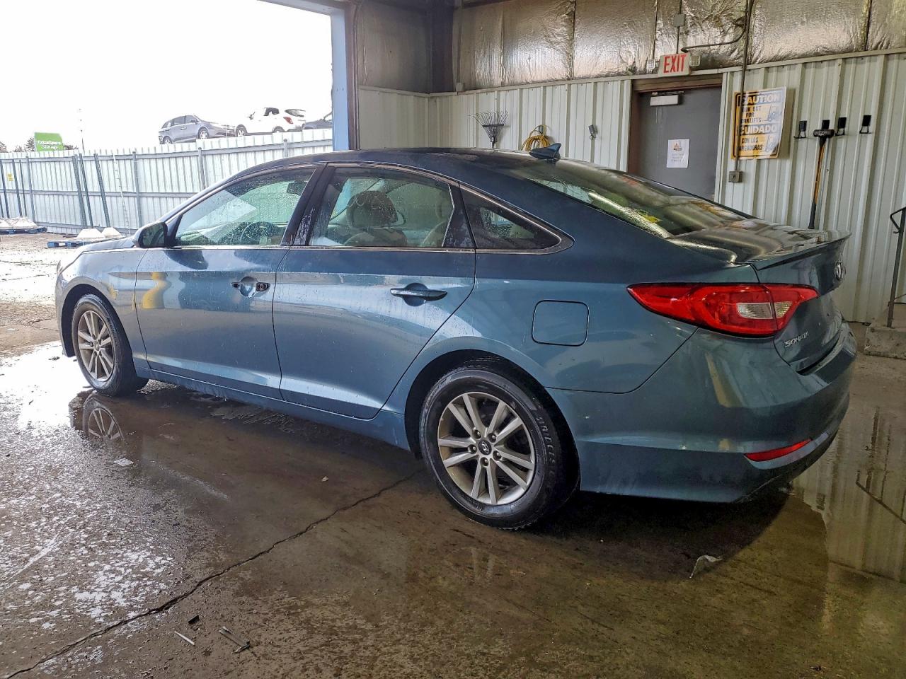 2016 HYUNDAI SONATA SE photo 2