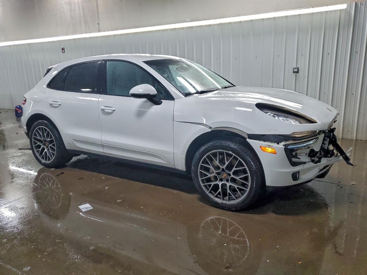 2016 PORSCHE MACAN S photo 4