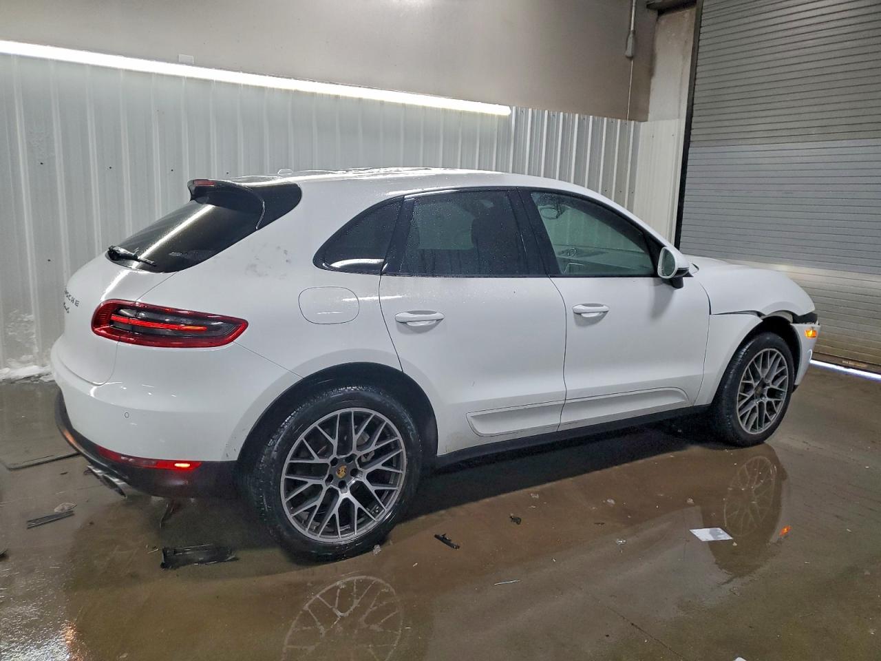 2016 PORSCHE MACAN S photo 3