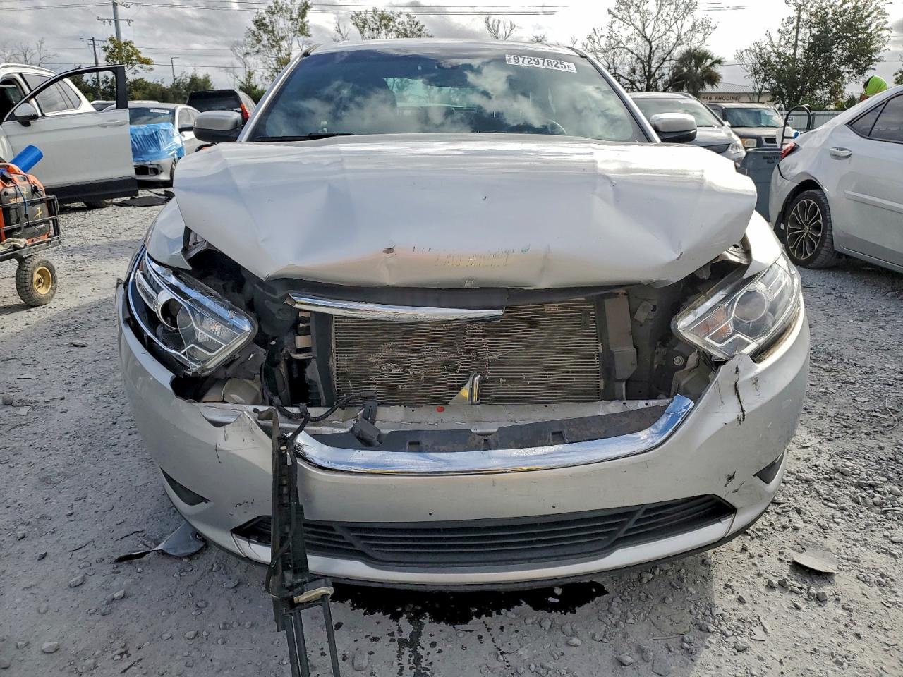2018 FORD TAURUS SEL photo 5