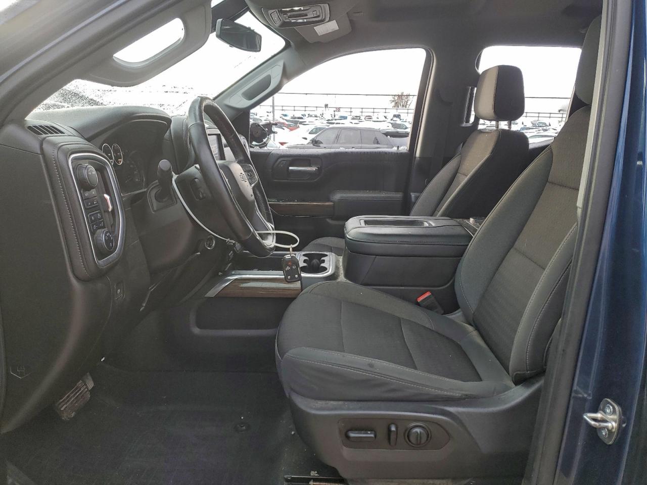 2020 CHEVROLET SILVERADO K1500 RST photo 13