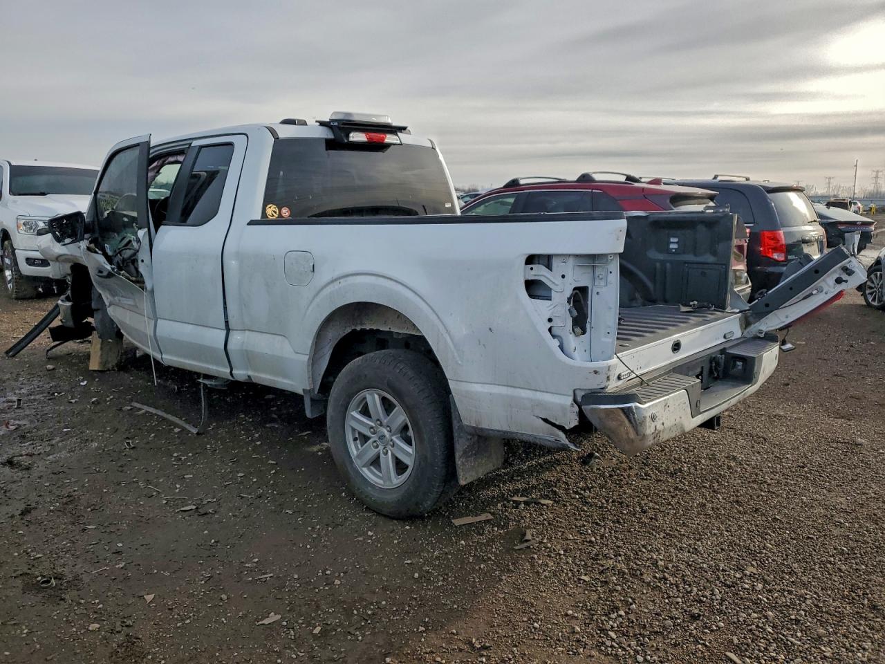 2025 FORD F150 XL photo 2