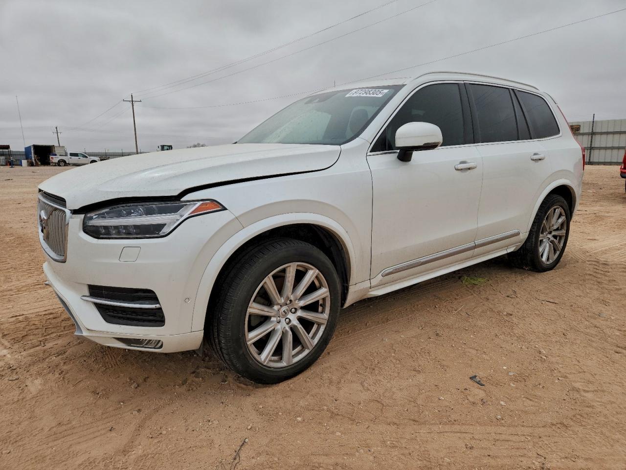 2017 VOLVO XC90 T6 — MECHANICAL damage — photo 1