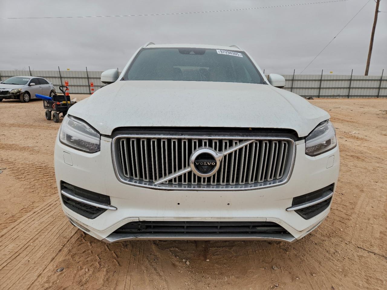 2017 VOLVO XC90 T6 photo 17