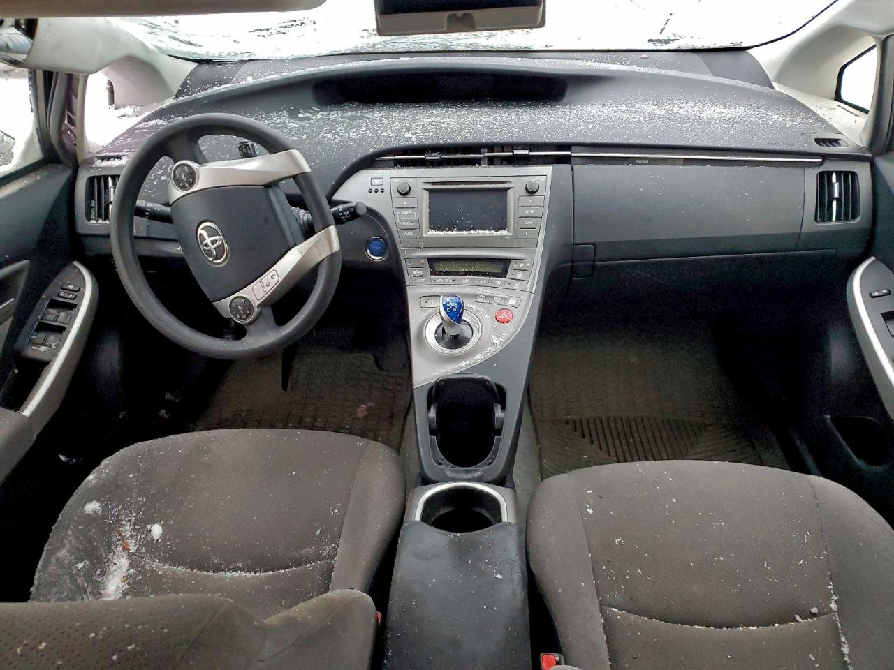 2015 TOYOTA PRIUS photo 15