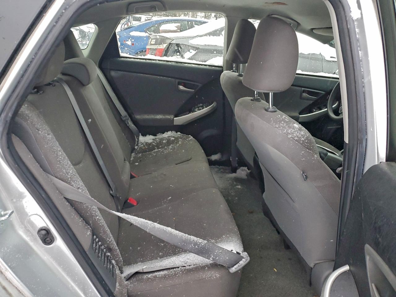 2015 TOYOTA PRIUS photo 19