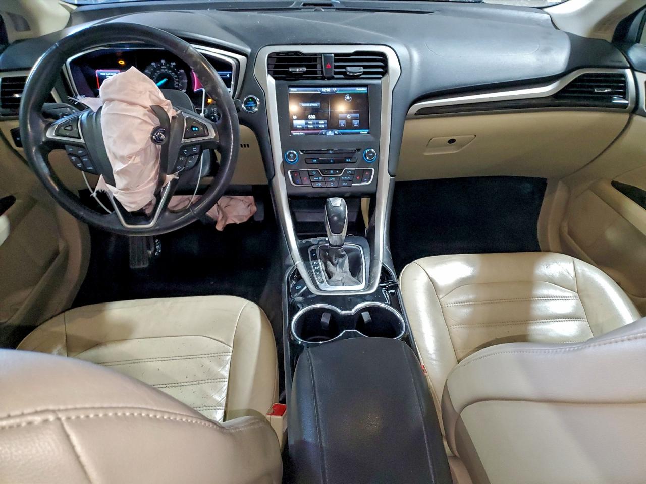 2016 FORD FUSION SE photo 8