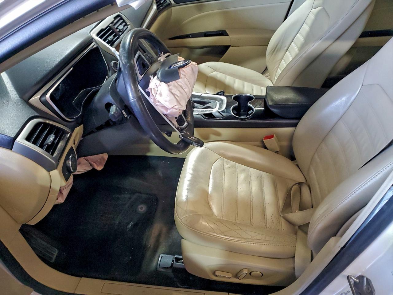 2016 FORD FUSION SE photo 7