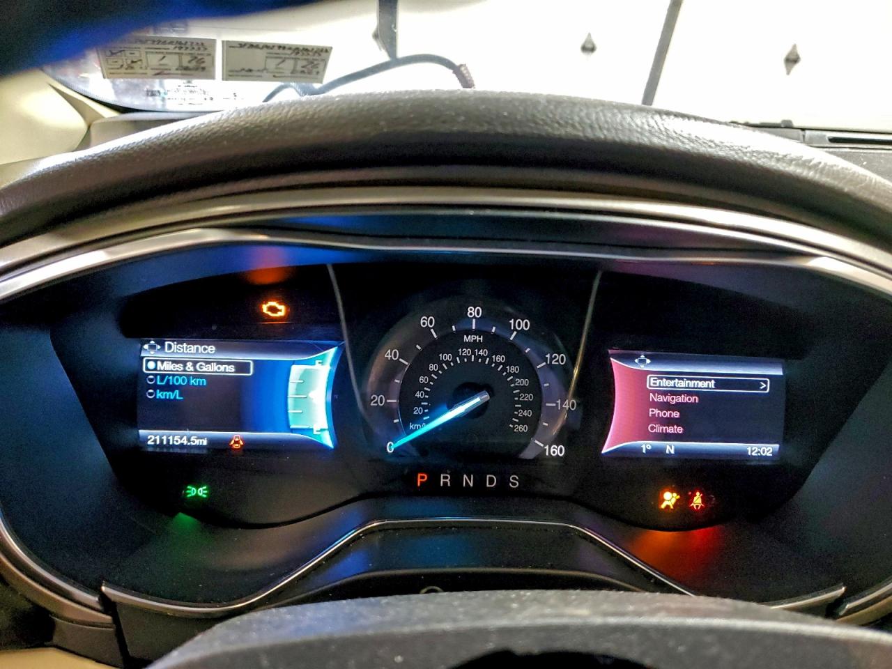 2016 FORD FUSION SE photo 9