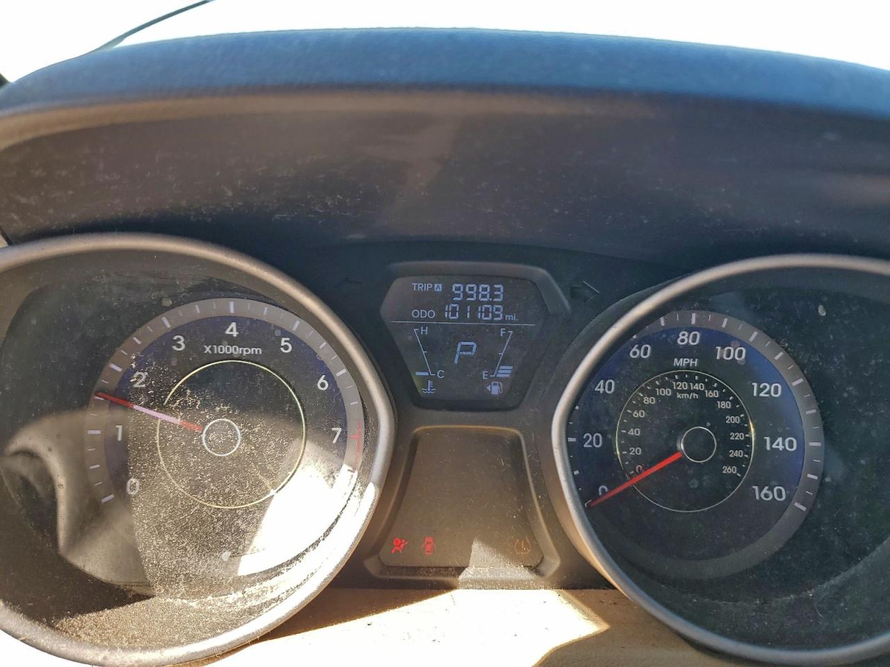 2012 HYUNDAI ELANTRA GLS photo 9