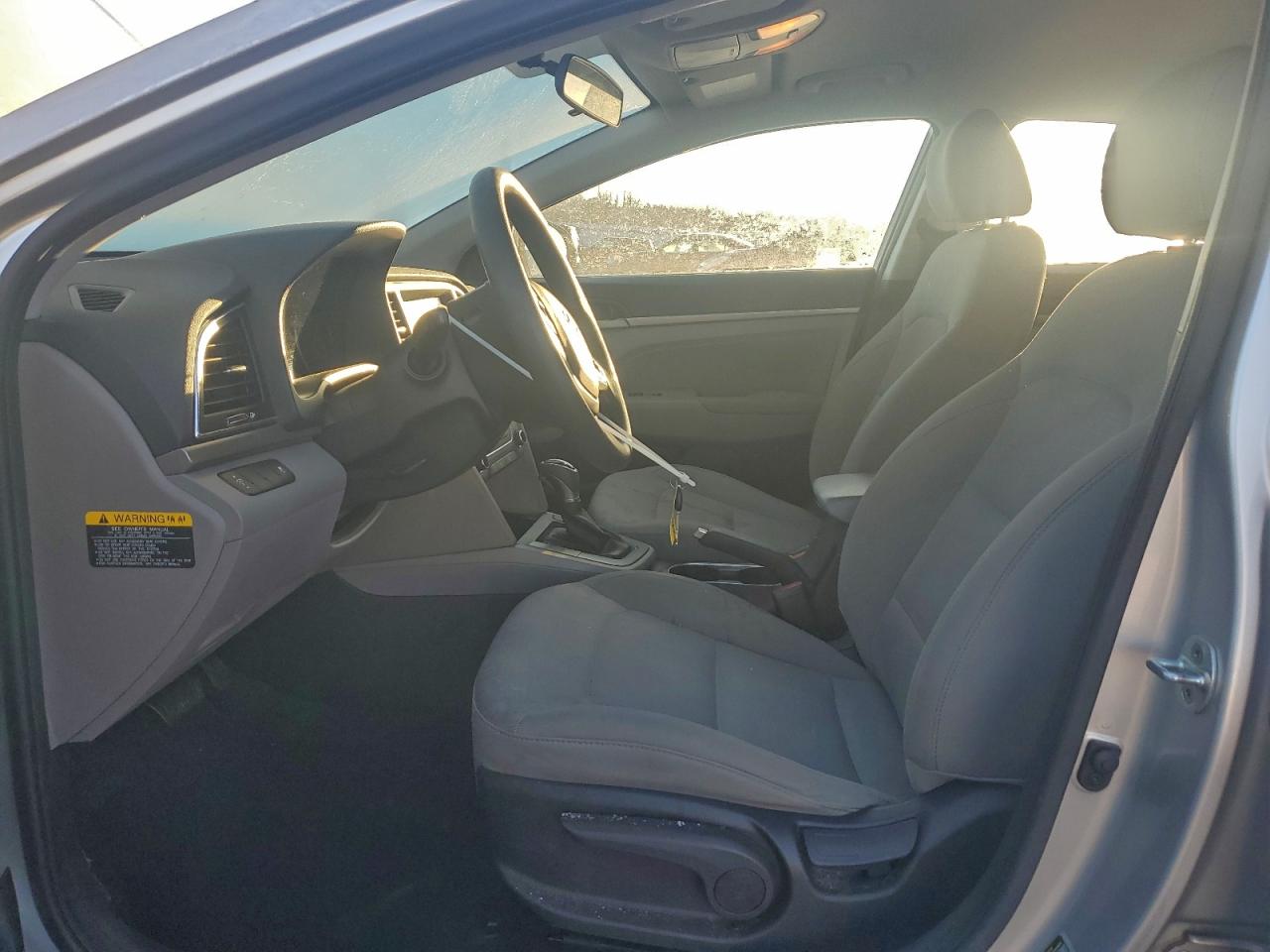 2017 HYUNDAI ELANTRA SE photo 7