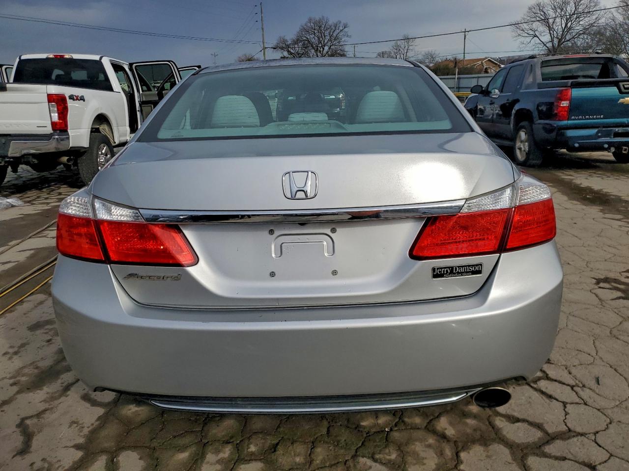 2013 HONDA ACCORD LX photo 6