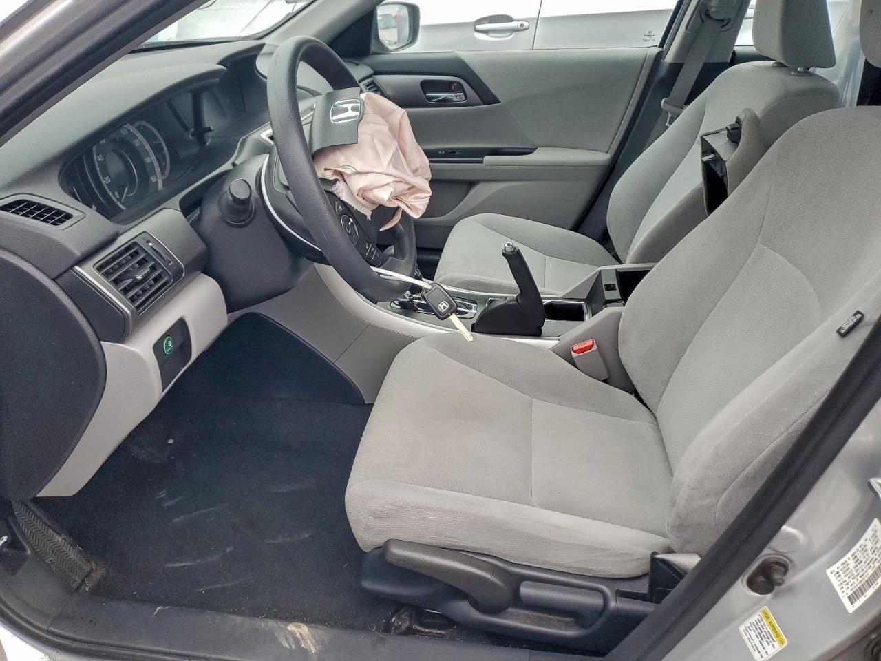 2013 HONDA ACCORD LX photo 7