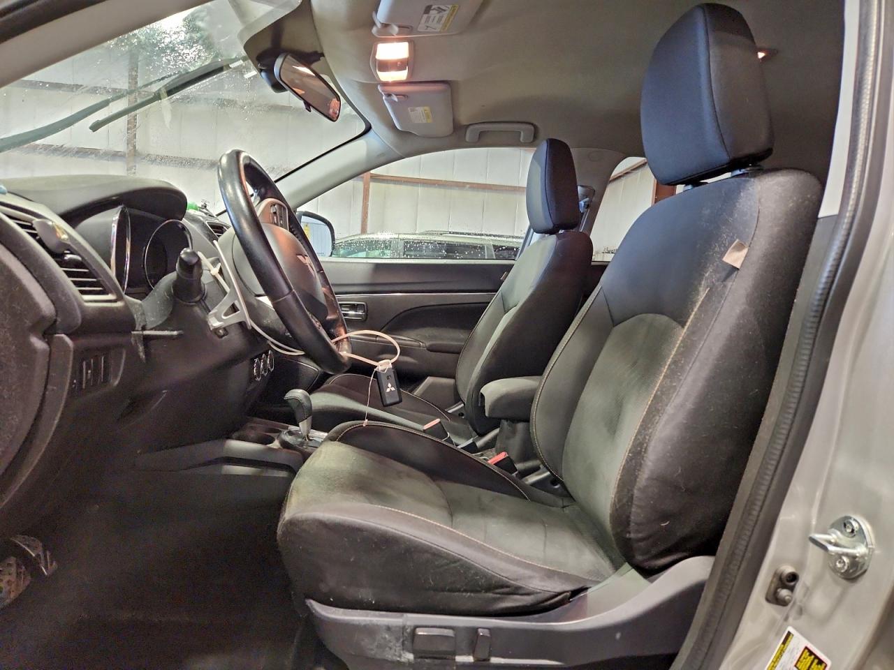 2015 MITSUBISHI OUTLANDER SPORT SE photo 13