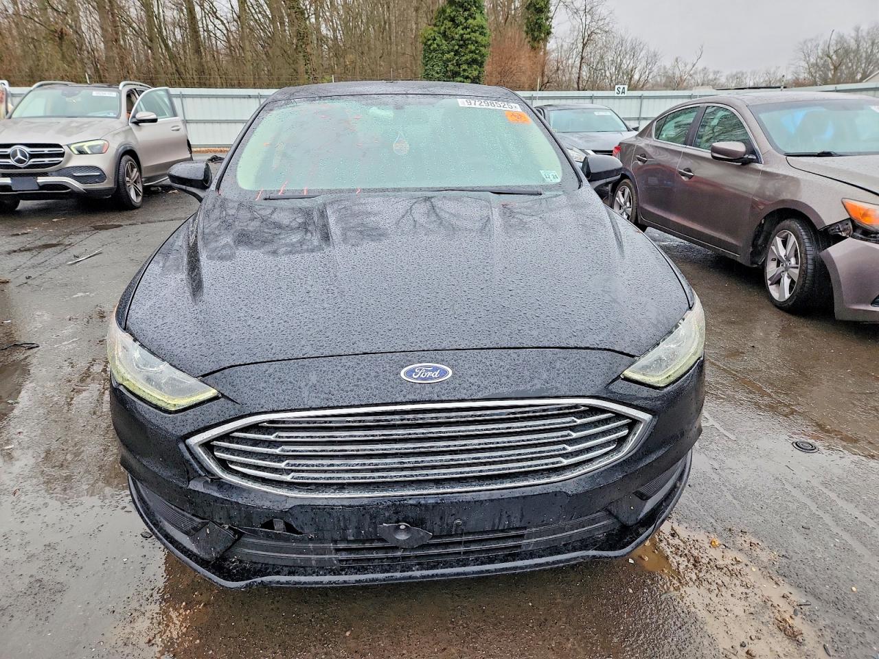 2018 FORD FUSION SE photo 9