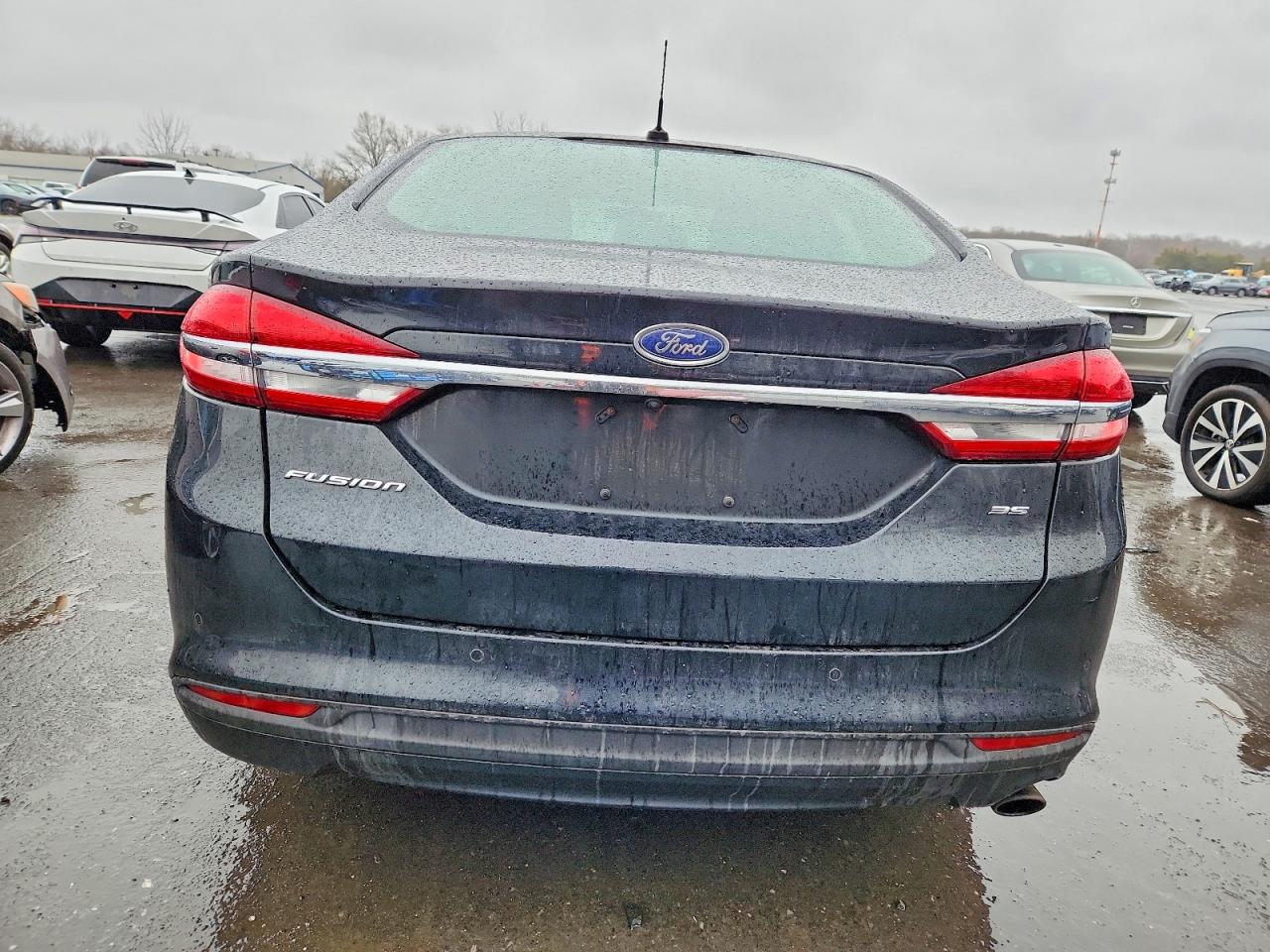 2018 FORD FUSION SE photo 11