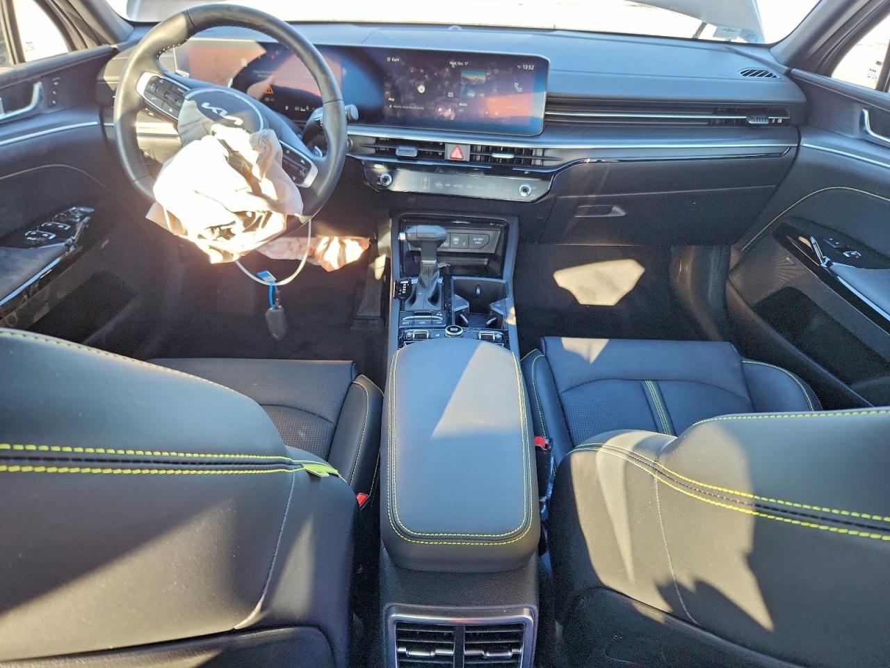 2025 KIA K5 GT photo 8