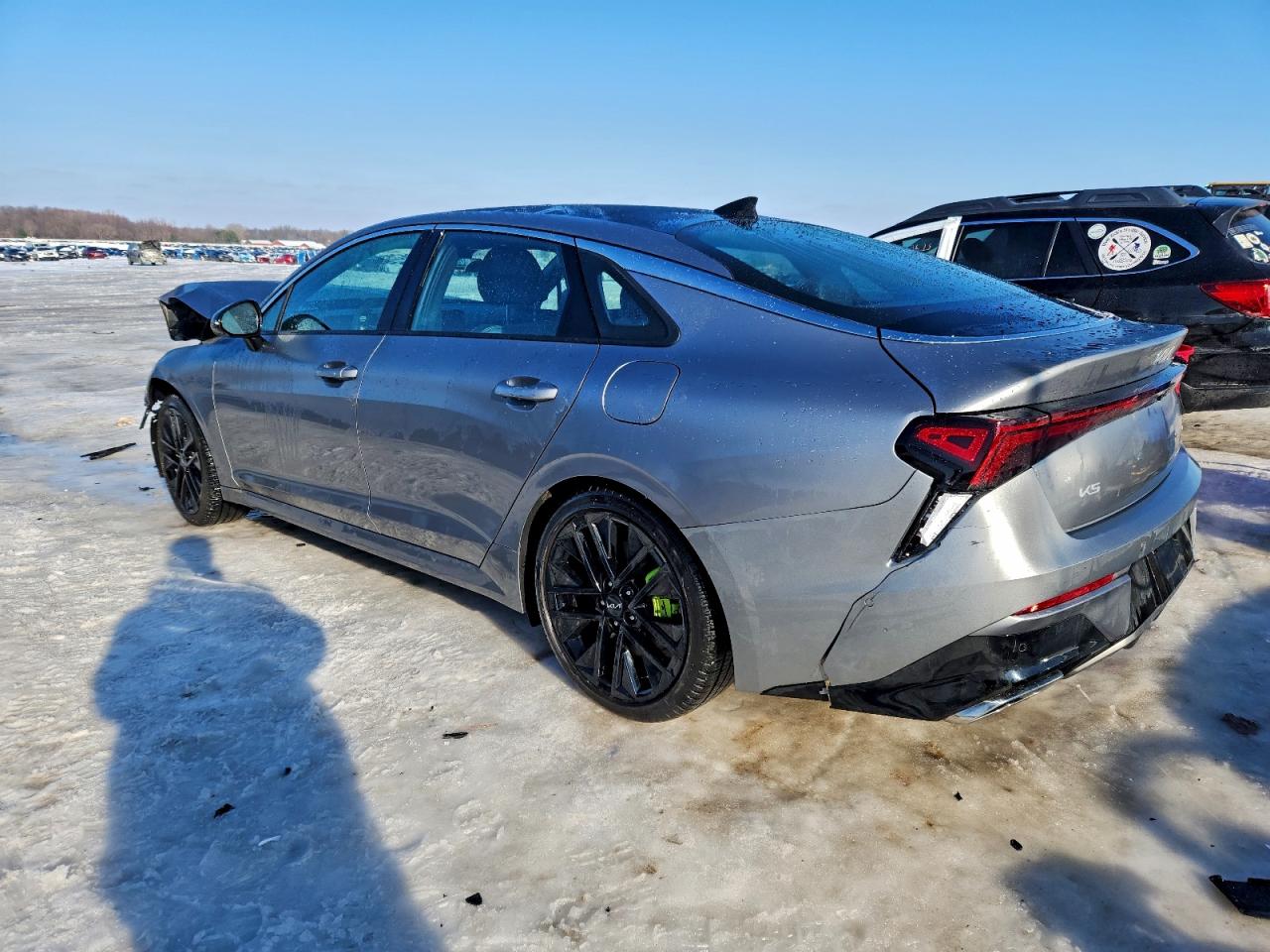 2025 KIA K5 GT photo 2