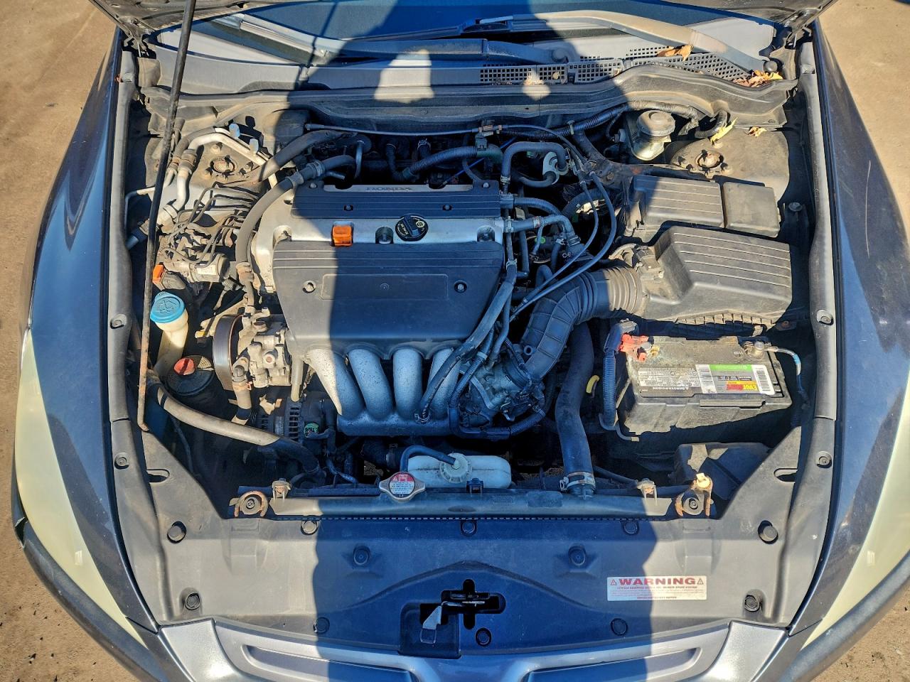 2005 HONDA ACCORD LX photo 21