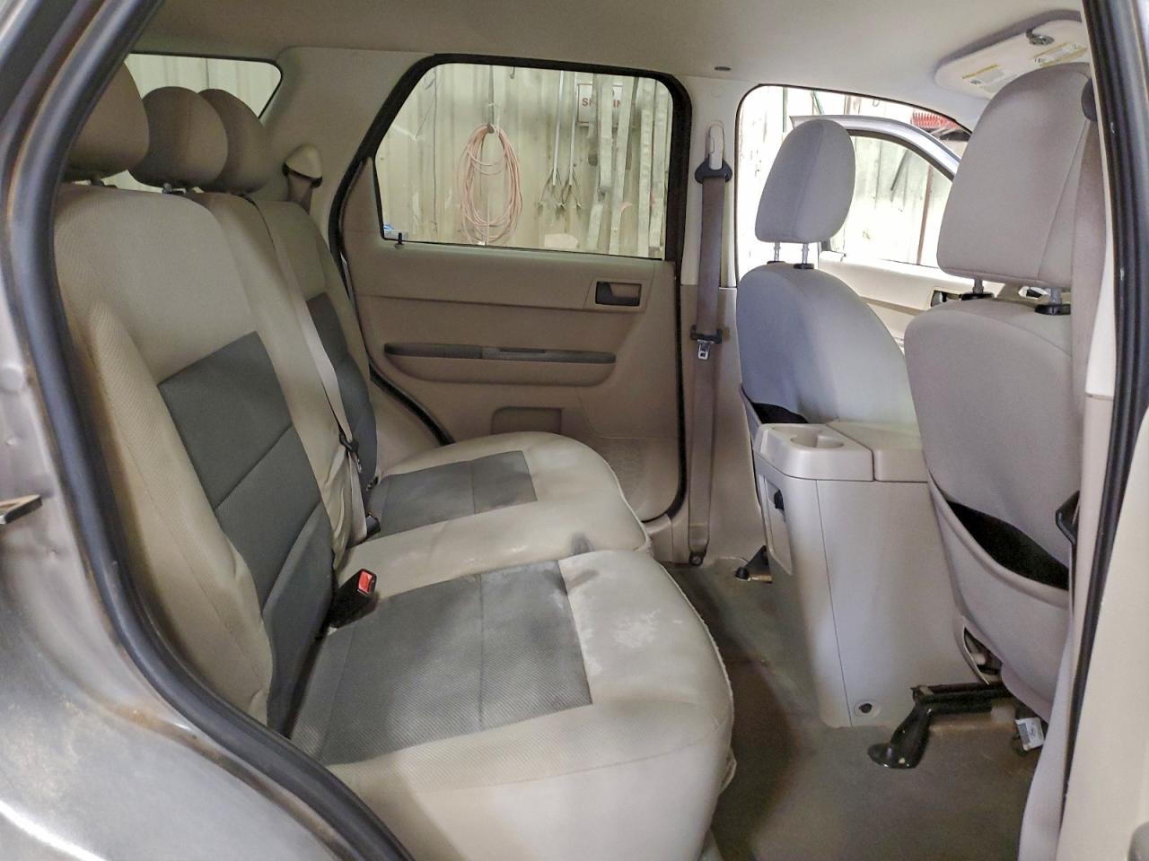 2008 FORD ESCAPE XLT photo 11
