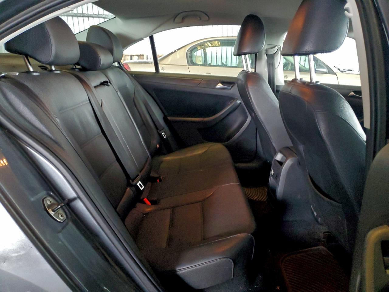 2012 VOLKSWAGEN JETTA SE photo 10