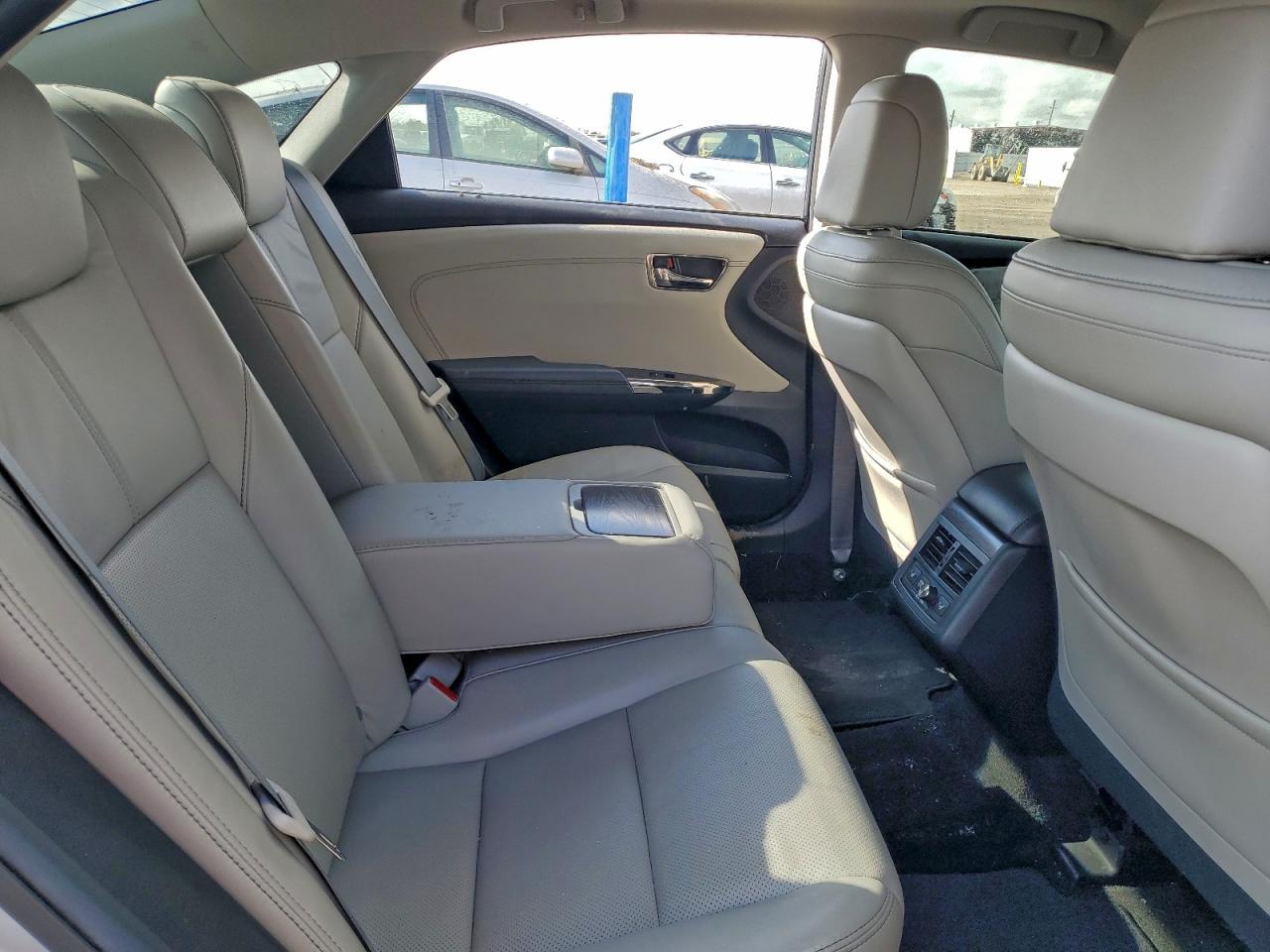 2016 TOYOTA AVALON HYBRID photo 28