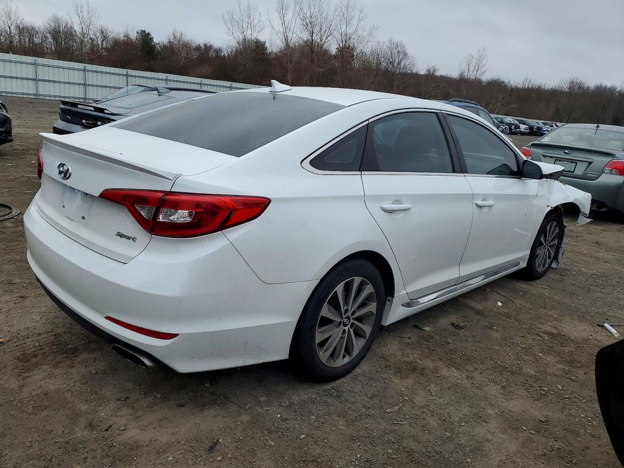 2017 HYUNDAI SONATA SPORT photo 3
