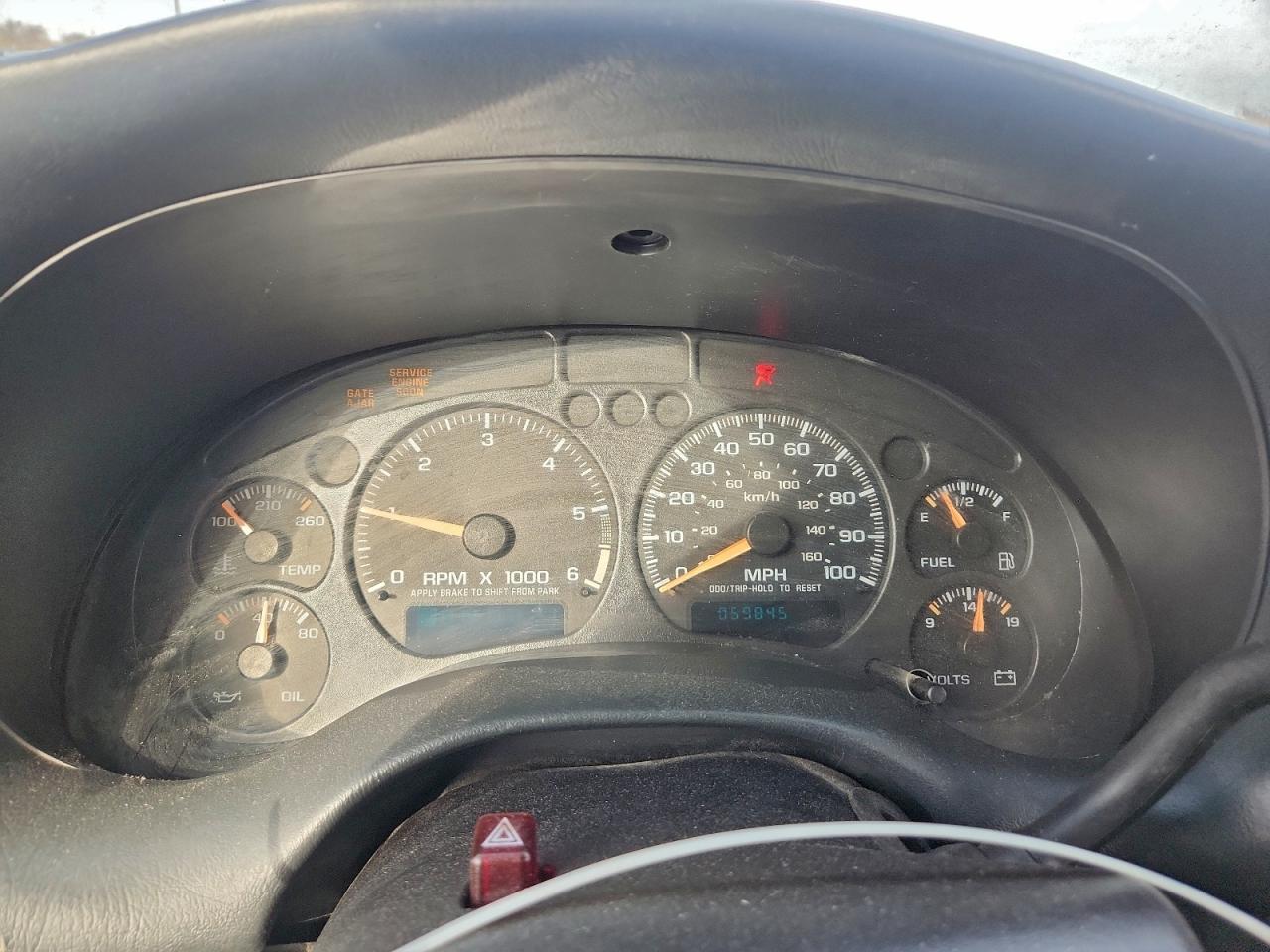 2004 CHEVROLET BLAZER photo 9