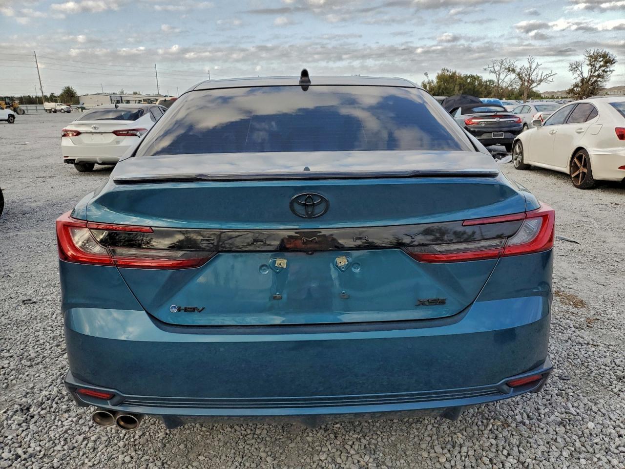 2025 TOYOTA CAMRY XSE photo 11