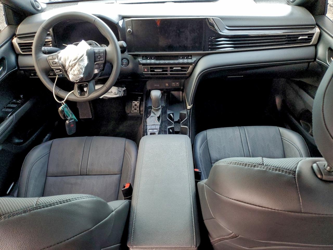2025 TOYOTA CAMRY XSE photo 15