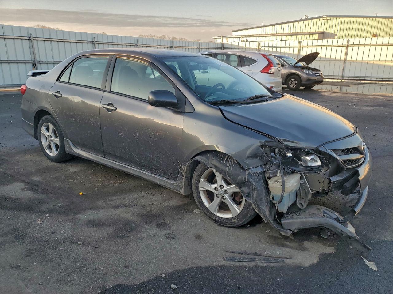 2013 TOYOTA COROLLA BASE photo 4