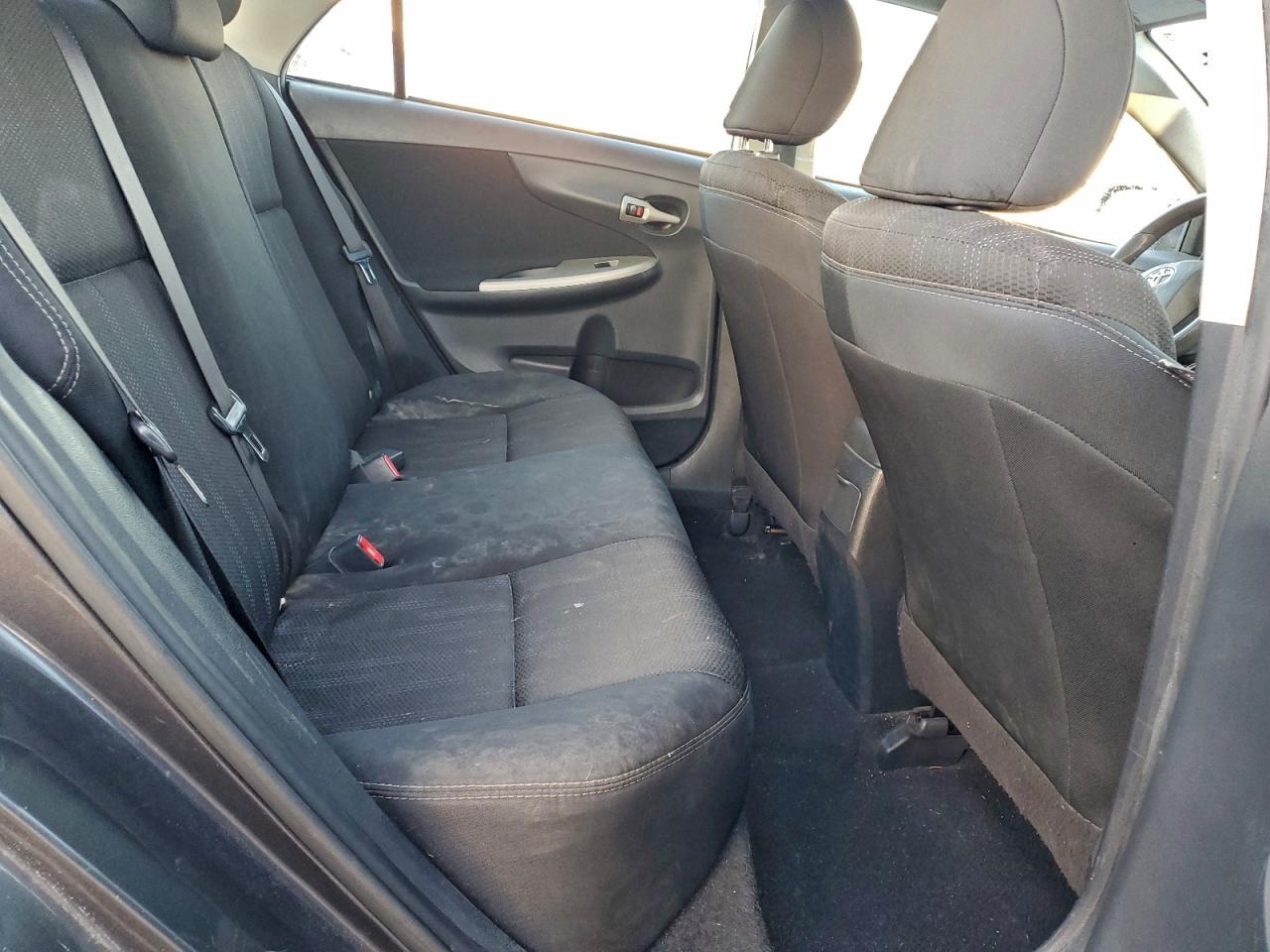 2013 TOYOTA COROLLA BASE photo 10