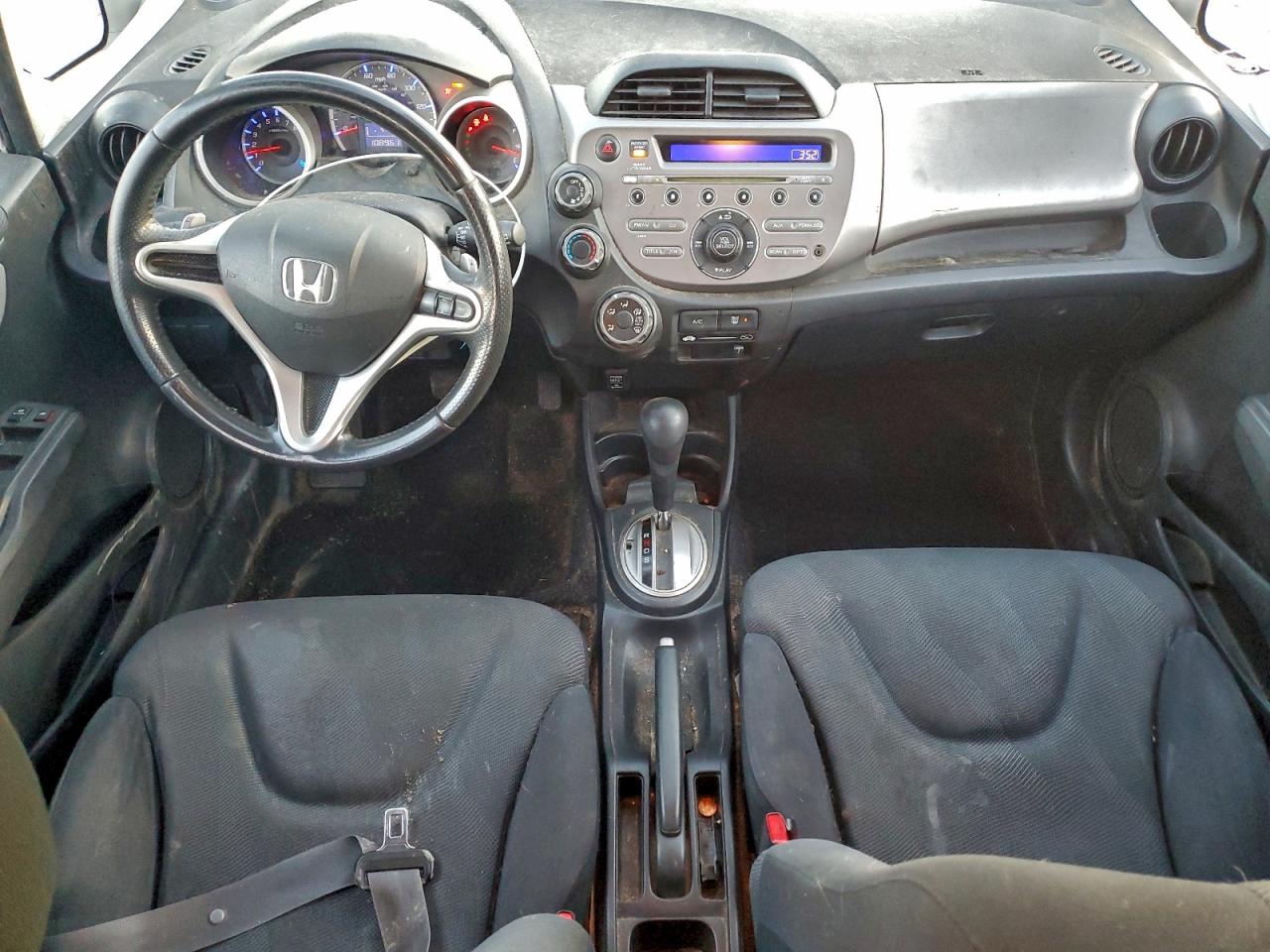 2011 HONDA FIT SPORT photo 8