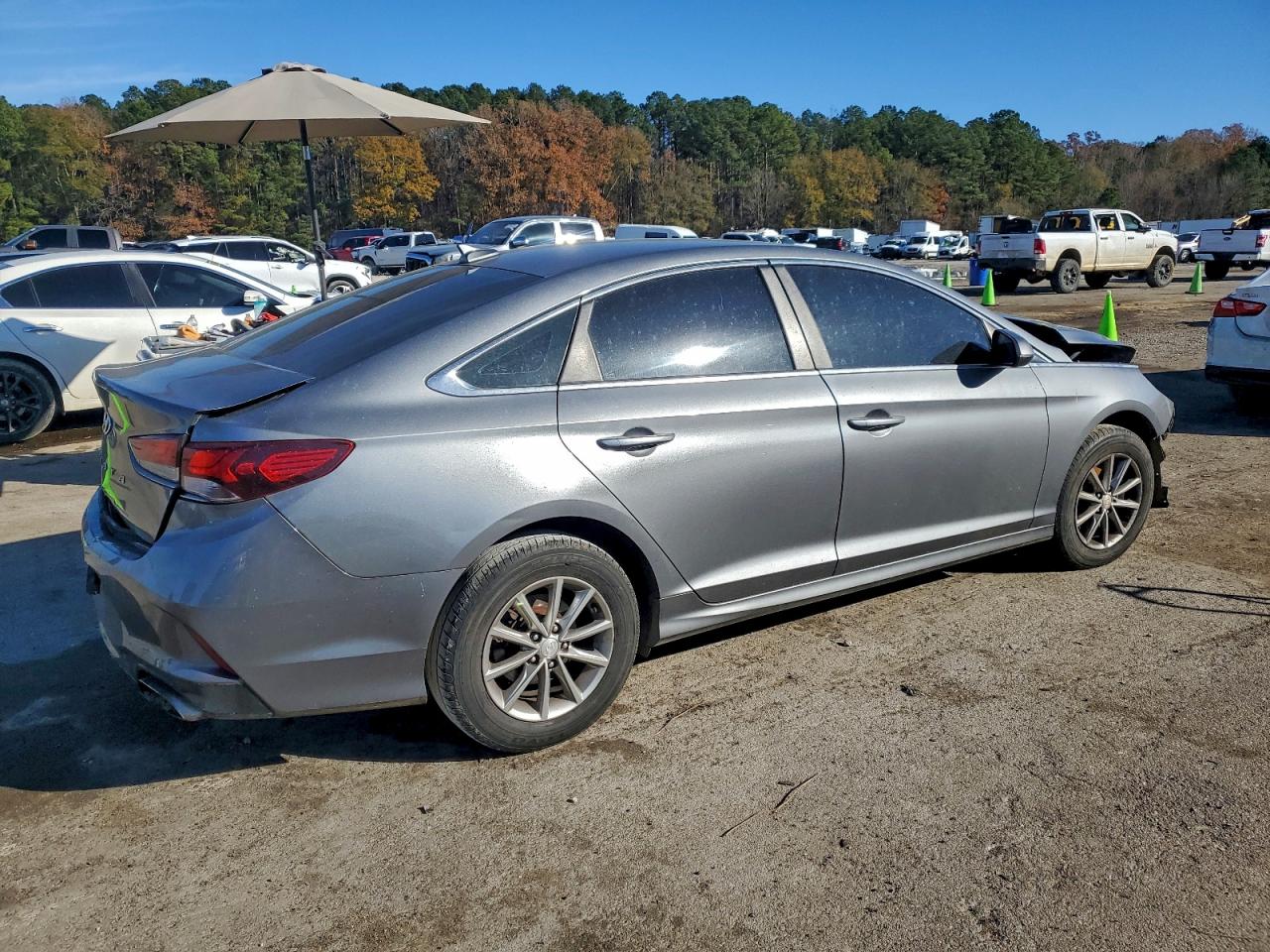 2018 HYUNDAI SONATA SE photo 5