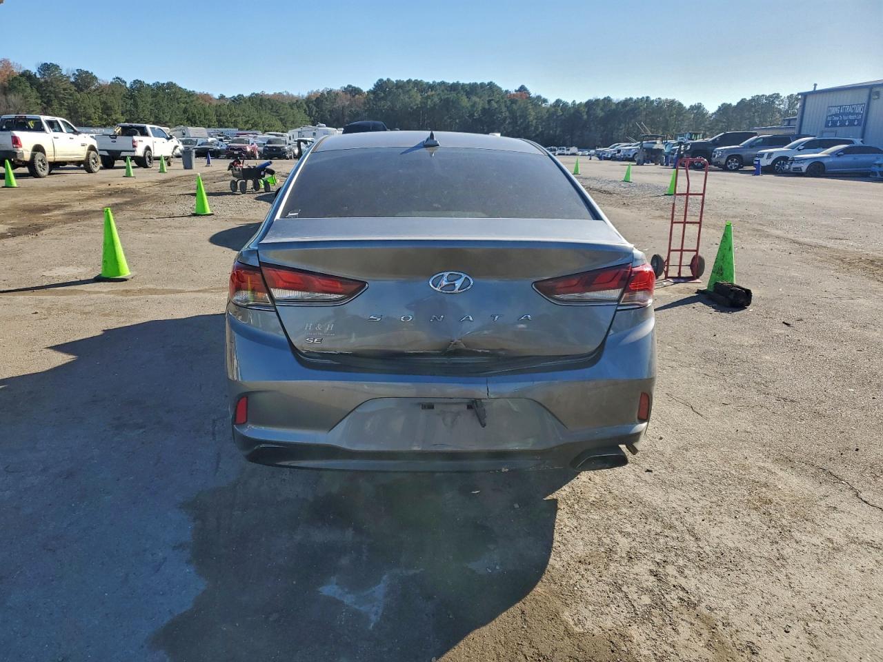 2018 HYUNDAI SONATA SE photo 11