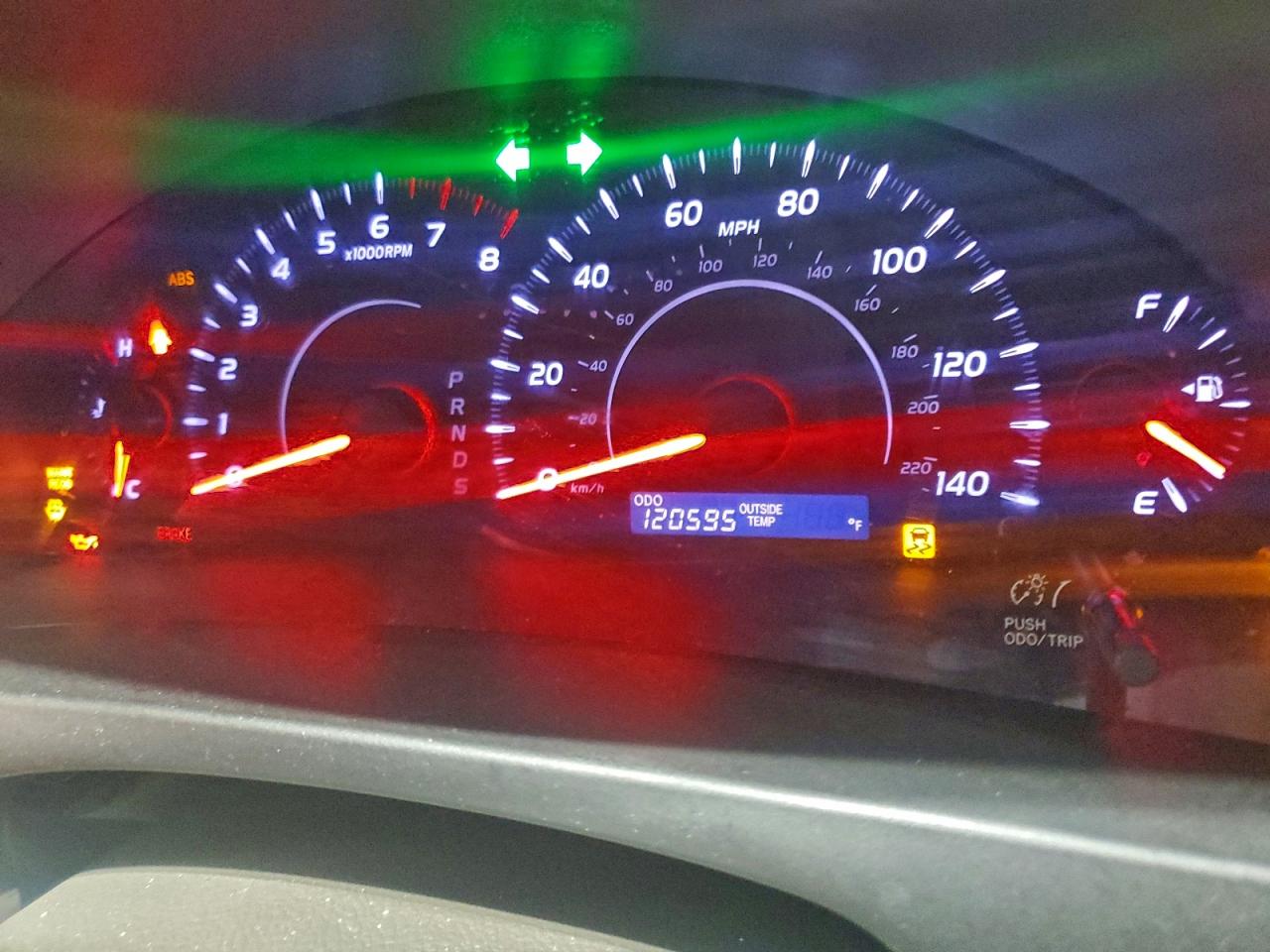 2011 TOYOTA CAMRY BASE photo 17