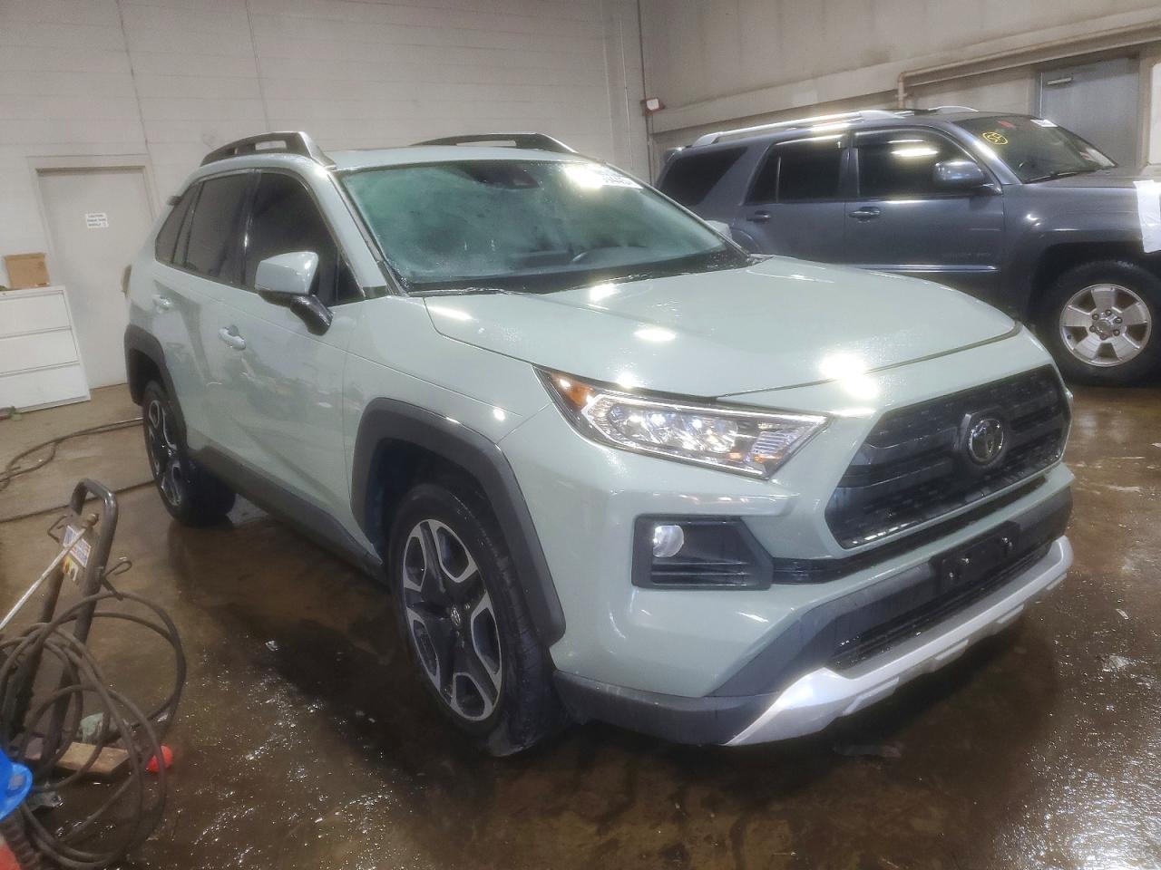 2019 TOYOTA RAV4 ADVENTURE photo 12