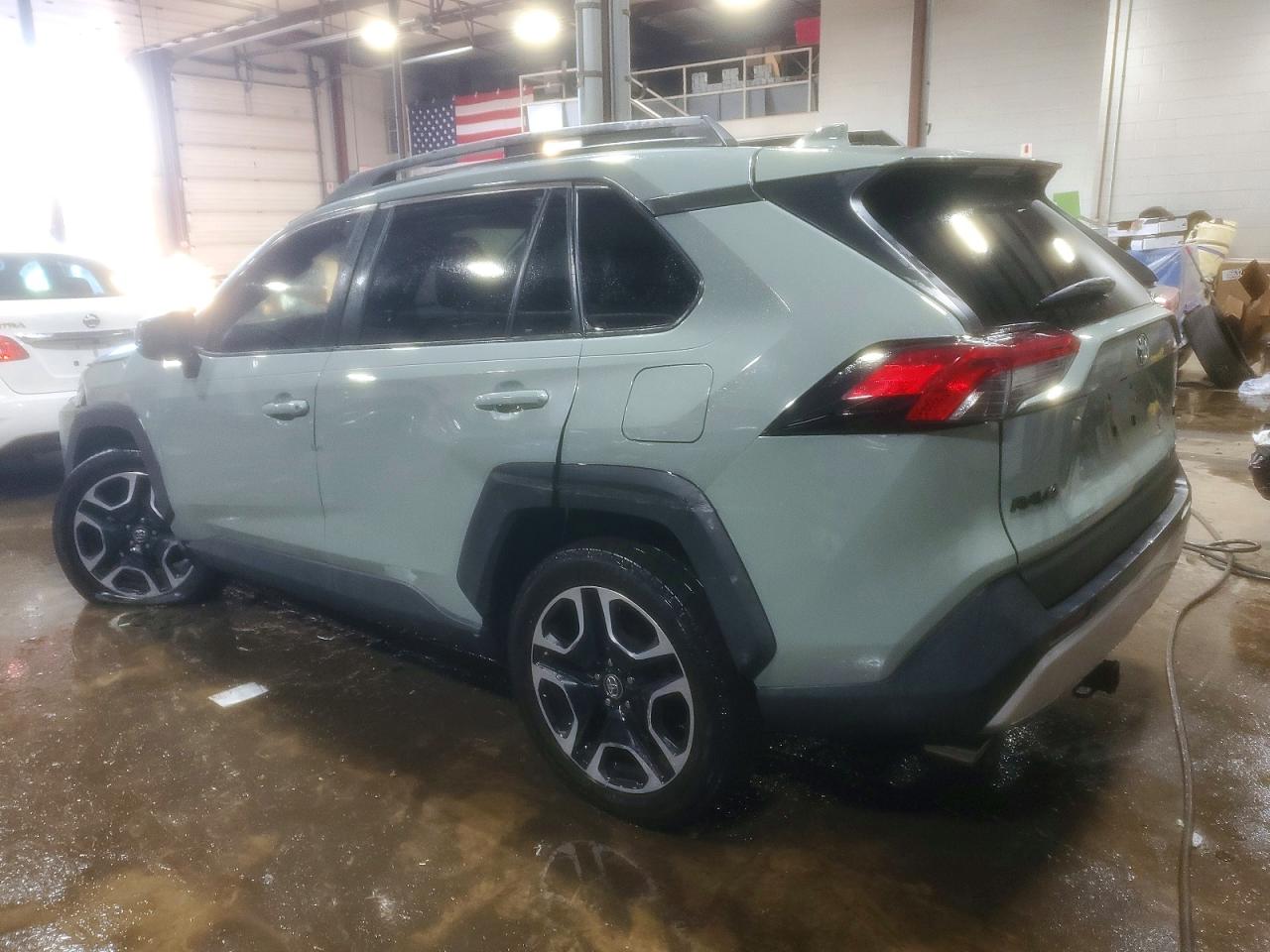 2019 TOYOTA RAV4 ADVENTURE photo 5