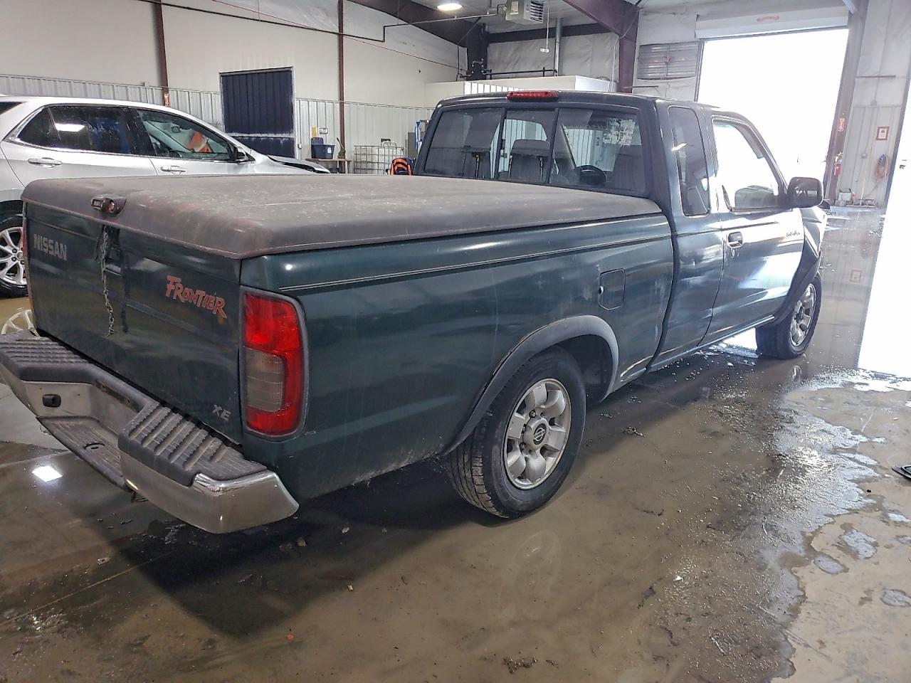 2000 NISSAN FRONTIER KING CAB XE photo 3
