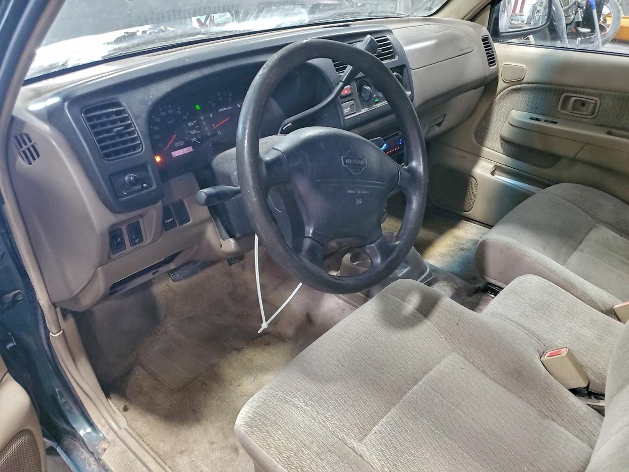 2000 NISSAN FRONTIER KING CAB XE photo 8