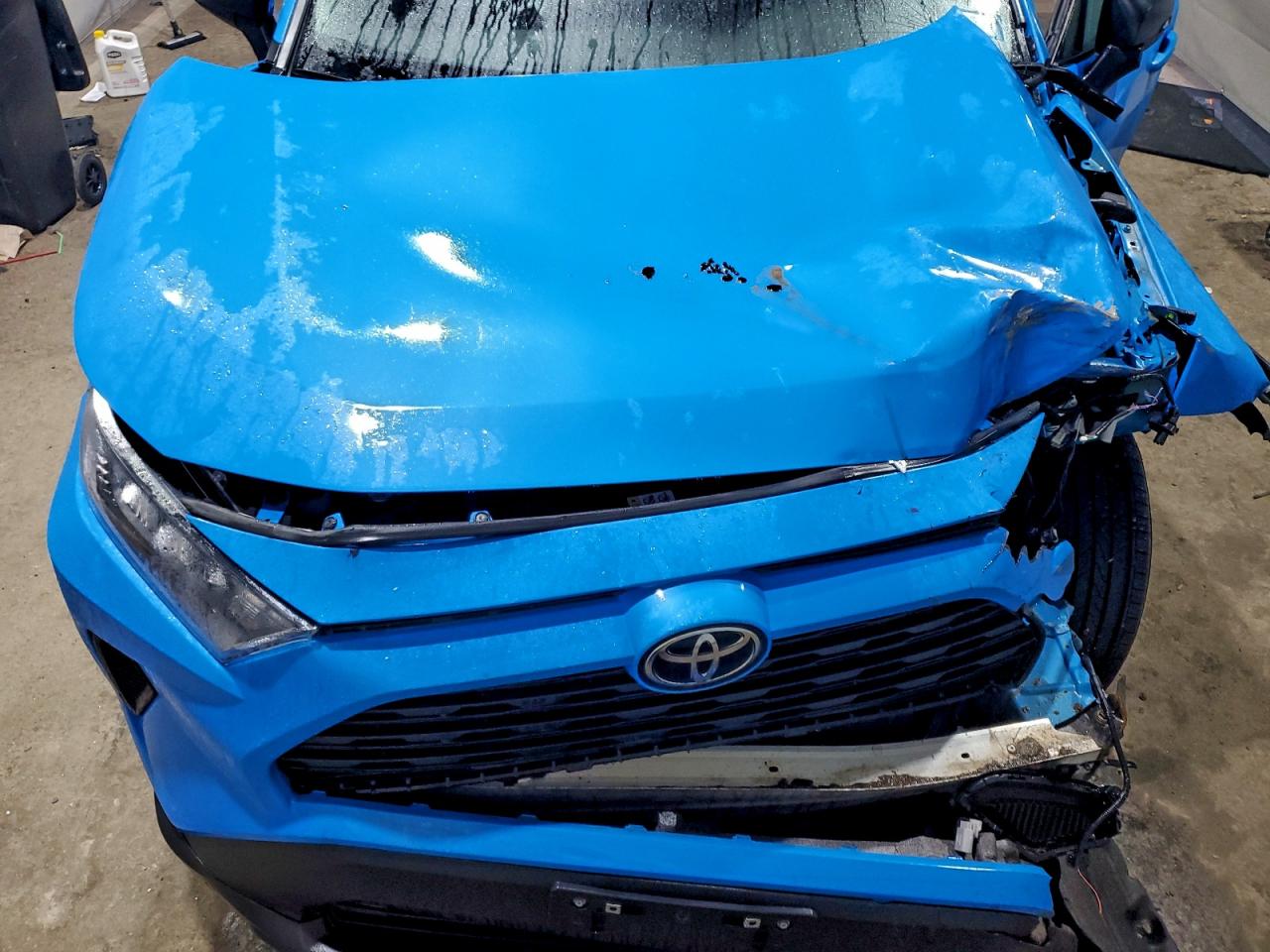 2021 TOYOTA RAV4 LE photo 12