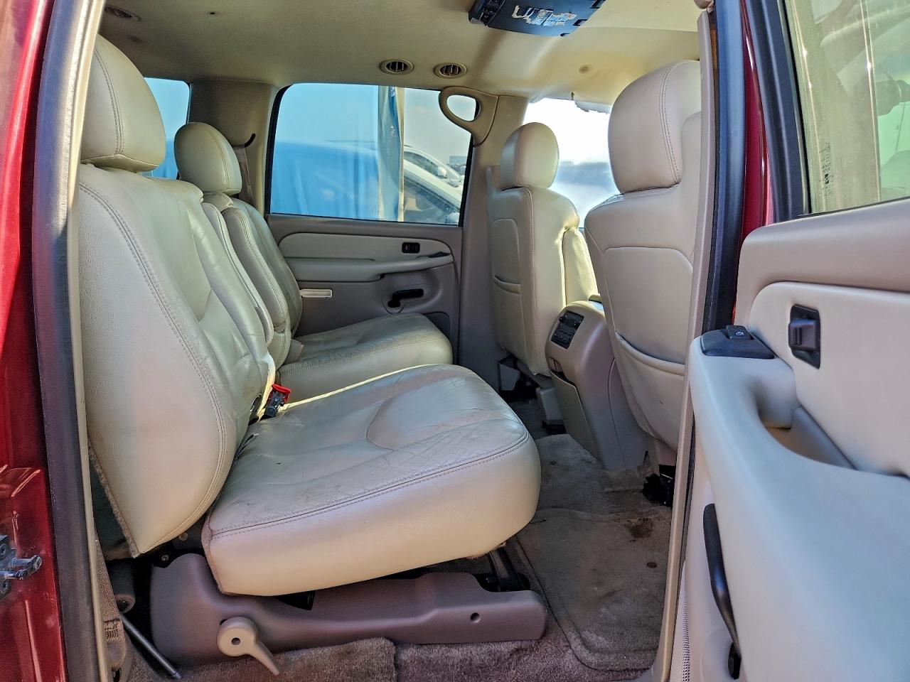 2003 CHEVROLET SUBURBAN C1500 photo 11