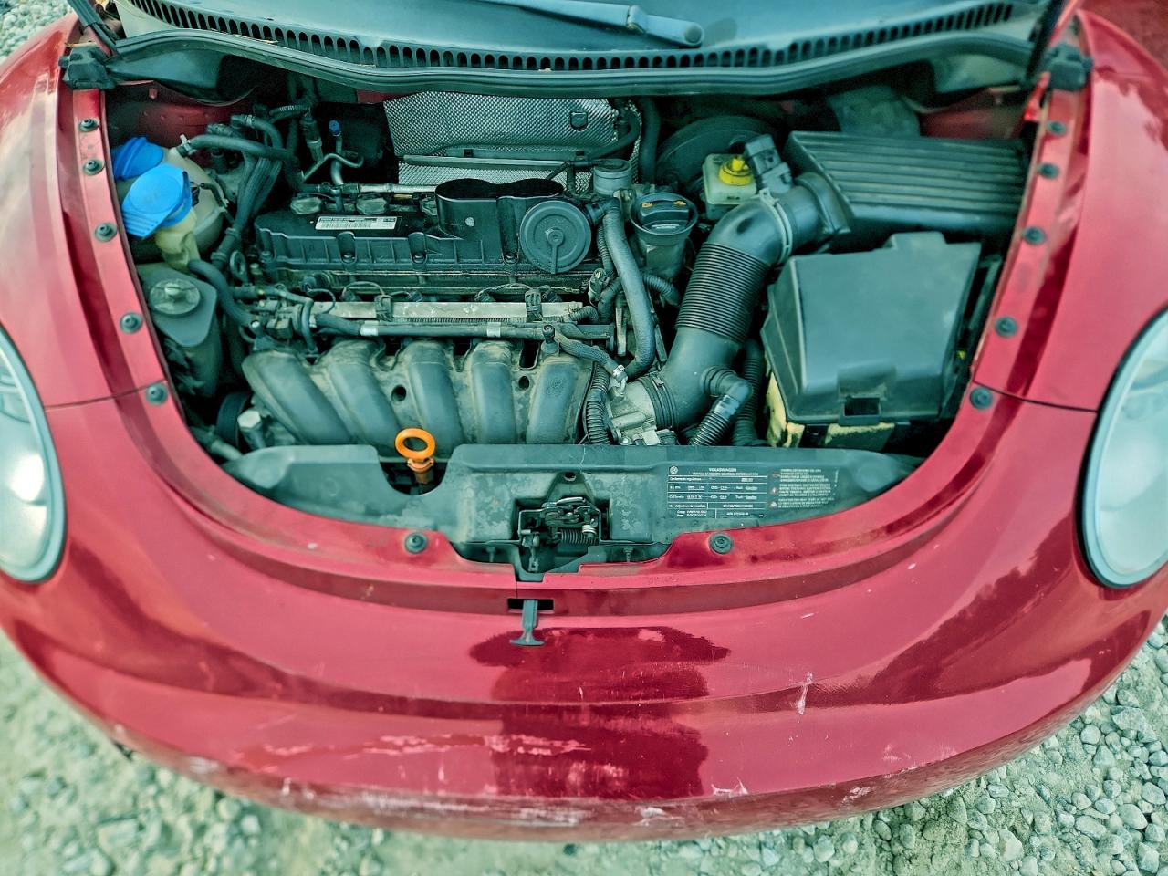 2009 VOLKSWAGEN NEW BEETLE S photo 11