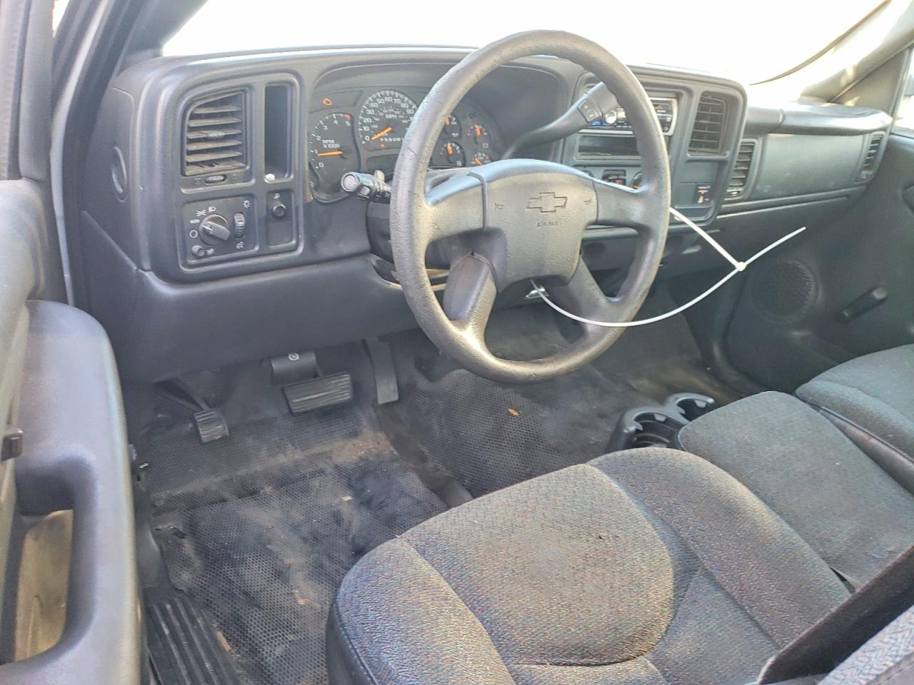2006 CHEVROLET SILVERADO C3500 photo 8